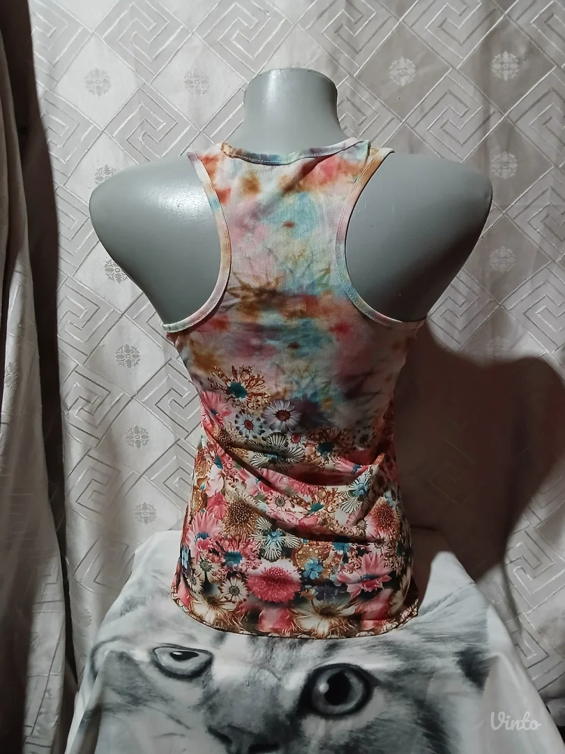Mrezasta floral sarena majica S/M