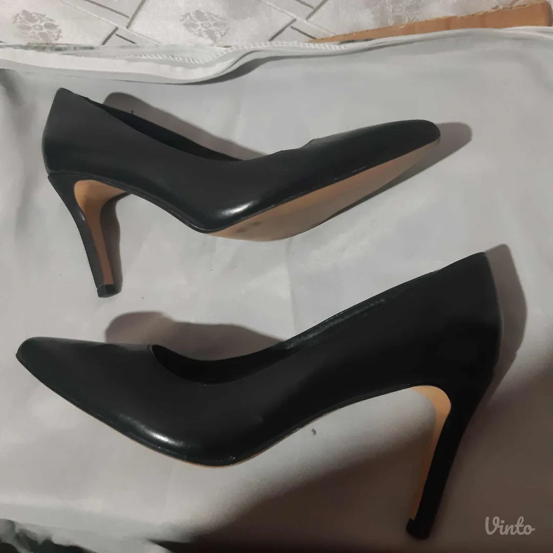 Cipele na štiklu Lasocki 37