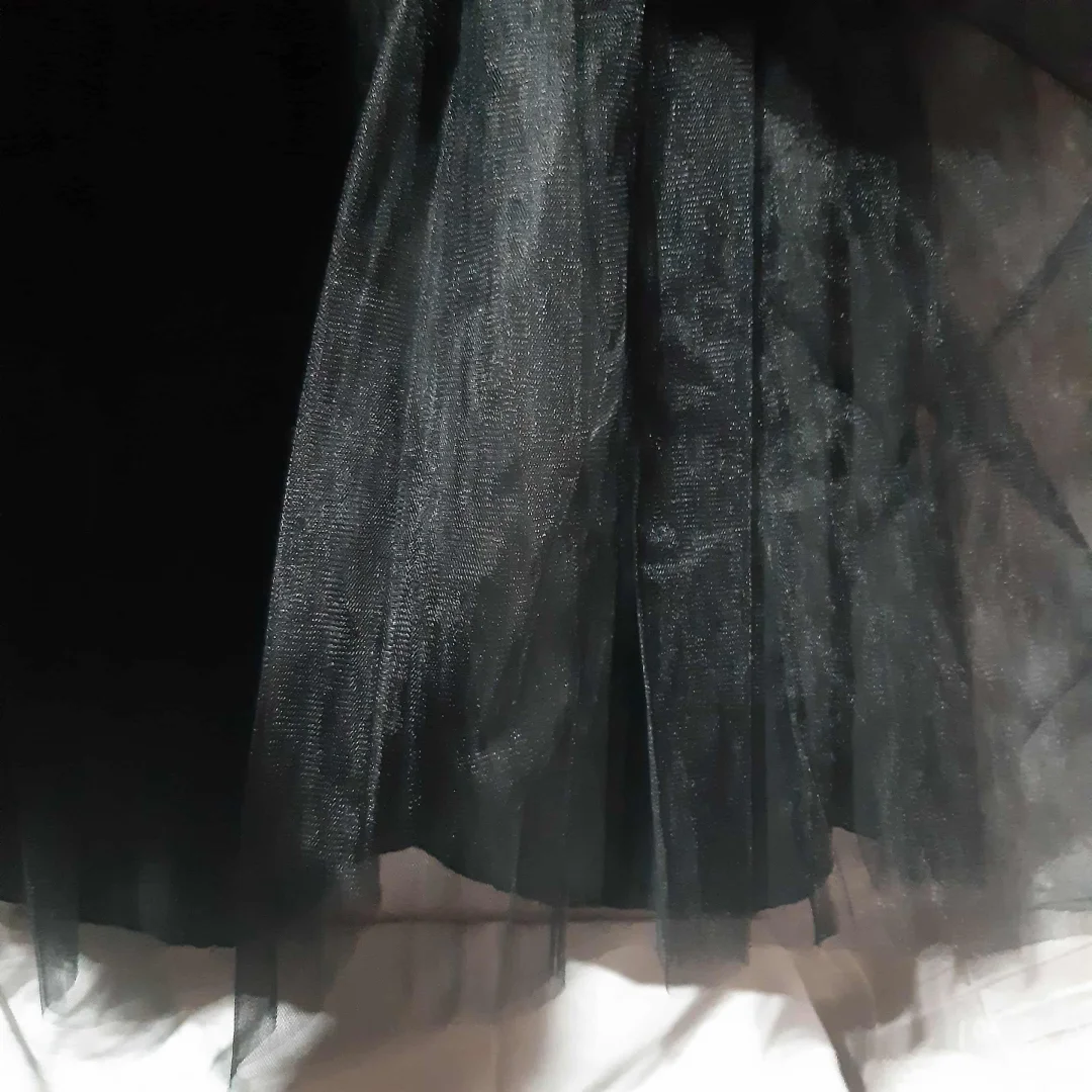 Pufnasta Goth suknja od tila S-L