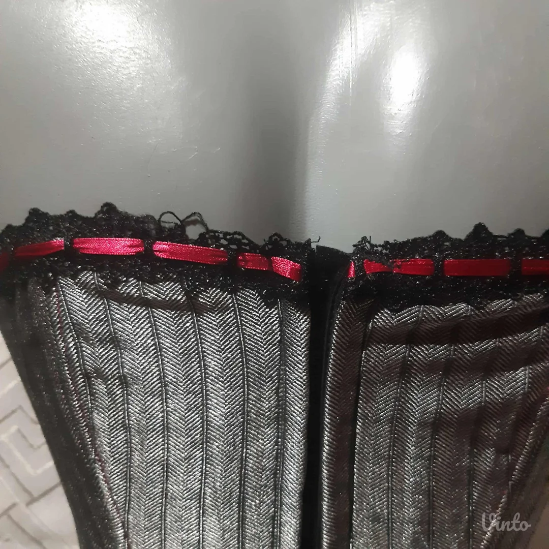 Korset sa halterima XS Novo sa manom