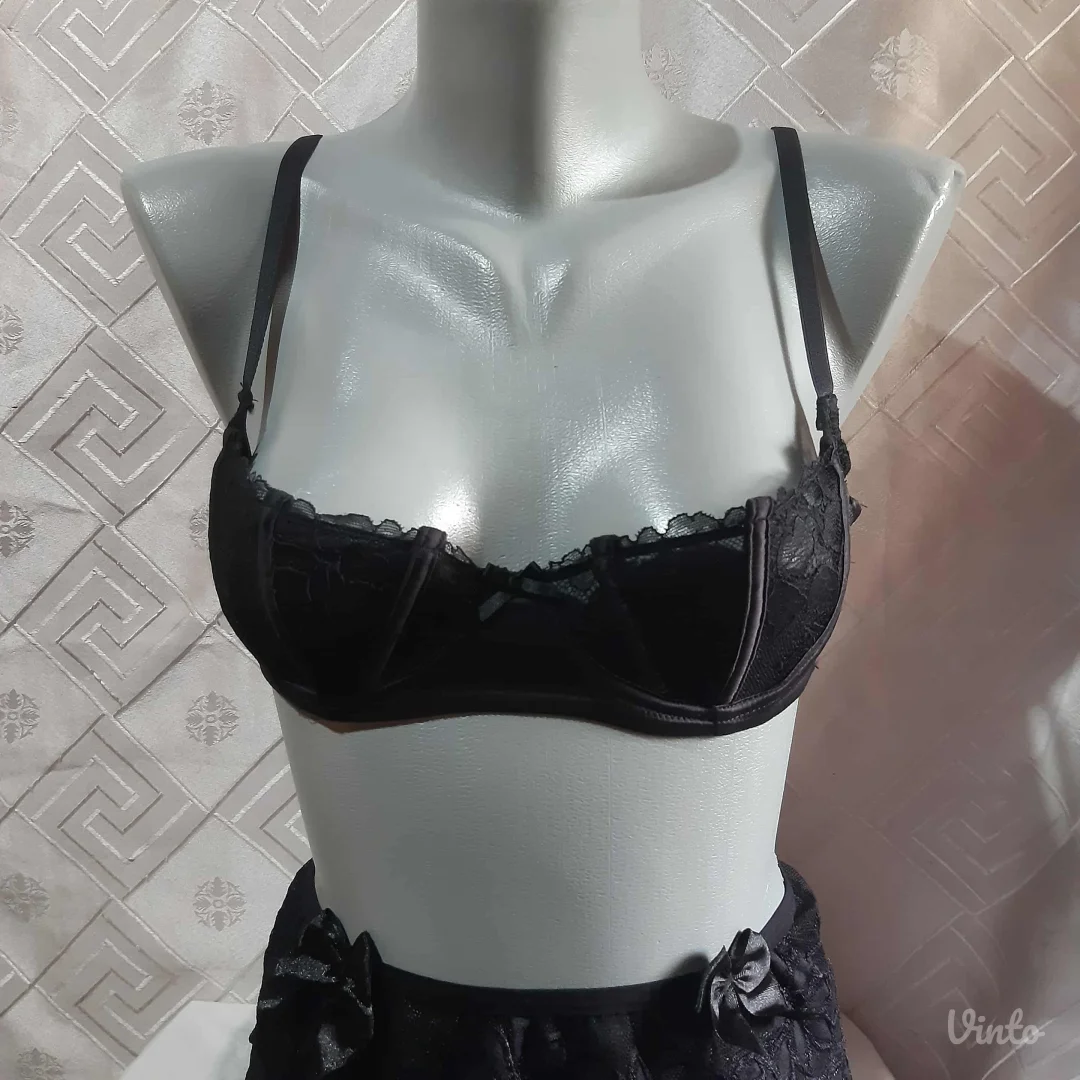 Dva Sexy crna brusa S