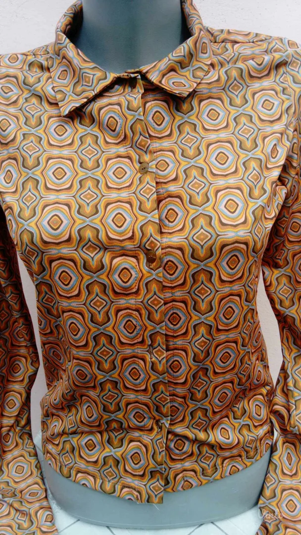 Pull and Bear Retro kosulja S