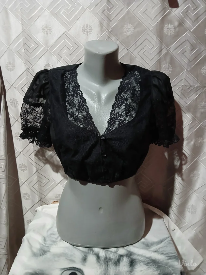 Goth crni crop top S