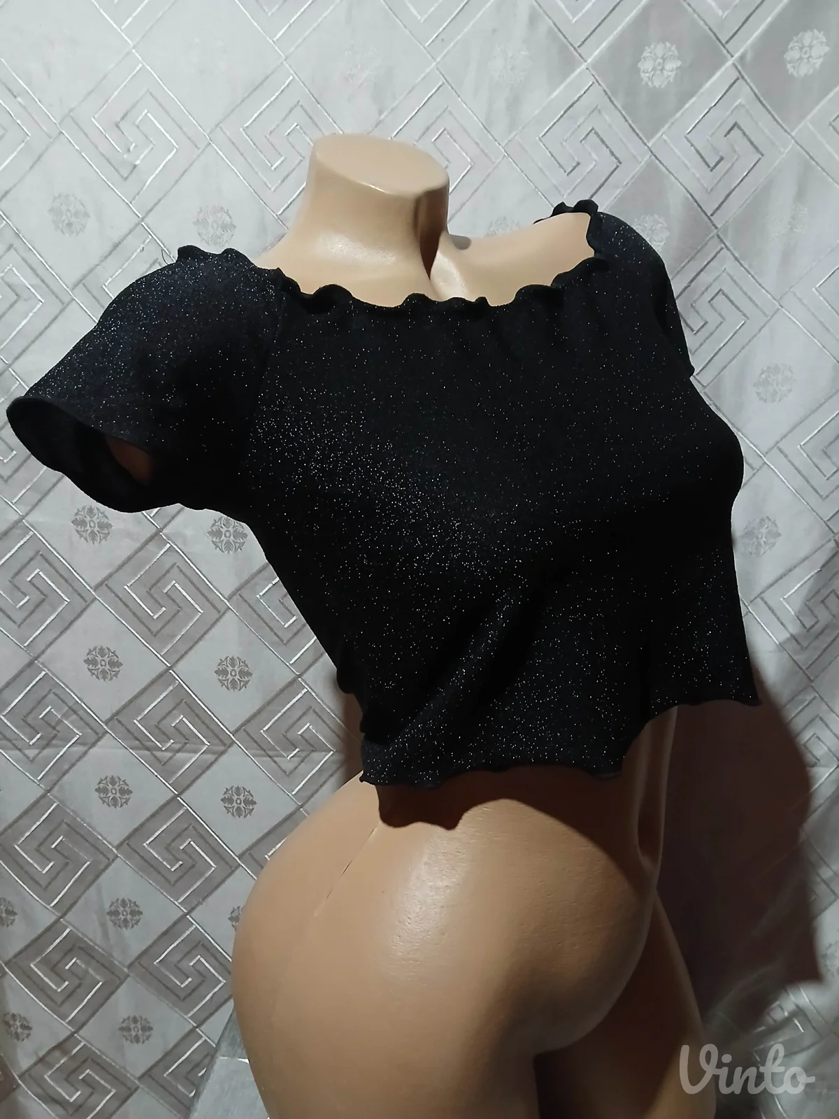 Crop top sa srebrnim sjajem S/M