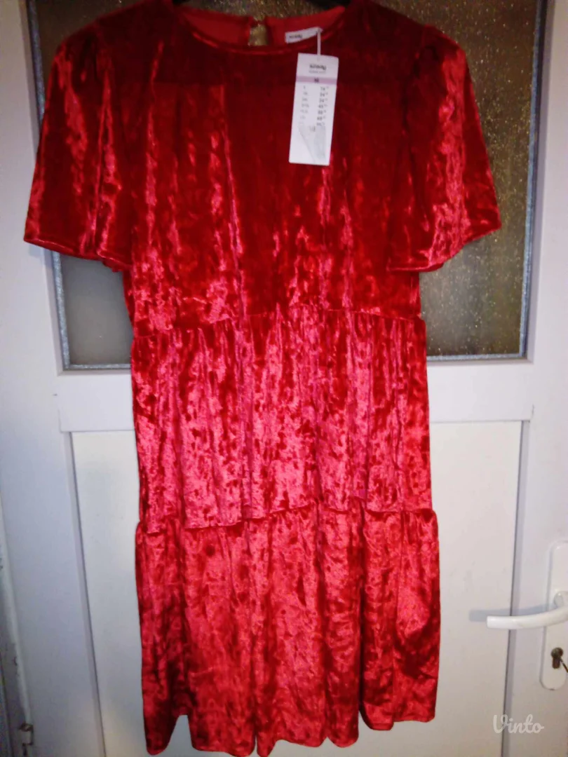 Sinsay crvena plisana haljina M Novo sa ett.