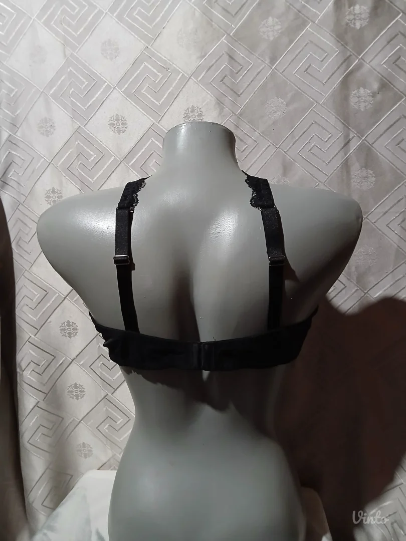 Lindex Crni Brus sa Cipkom 95B