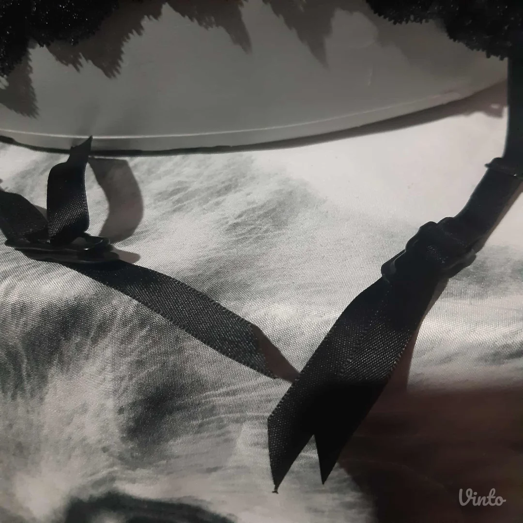 Yamamay crni halteri od Čipke One Size