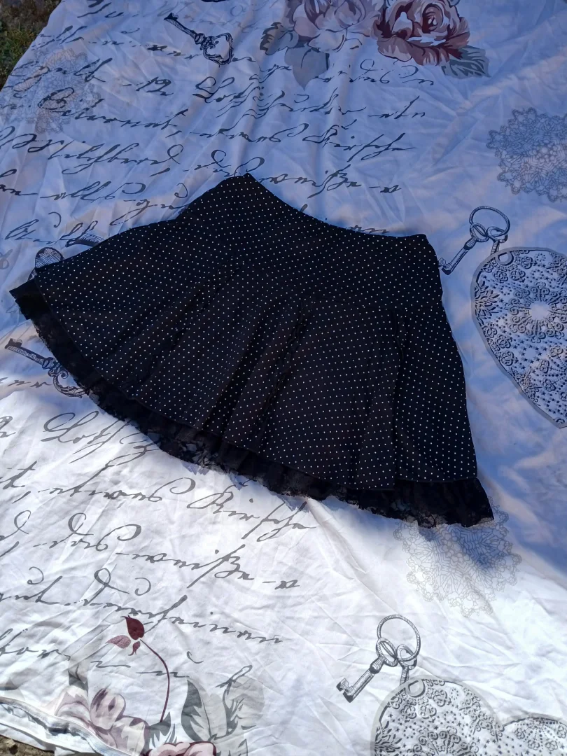 Mini suknja na tufnice S/M