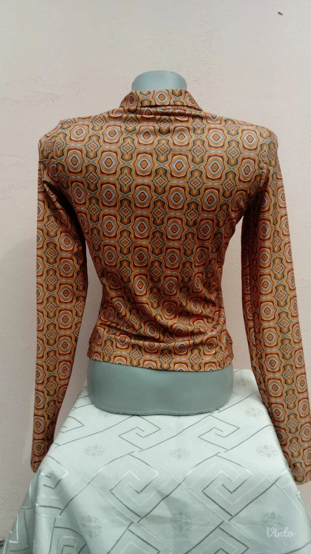 Pull and Bear Retro kosulja S