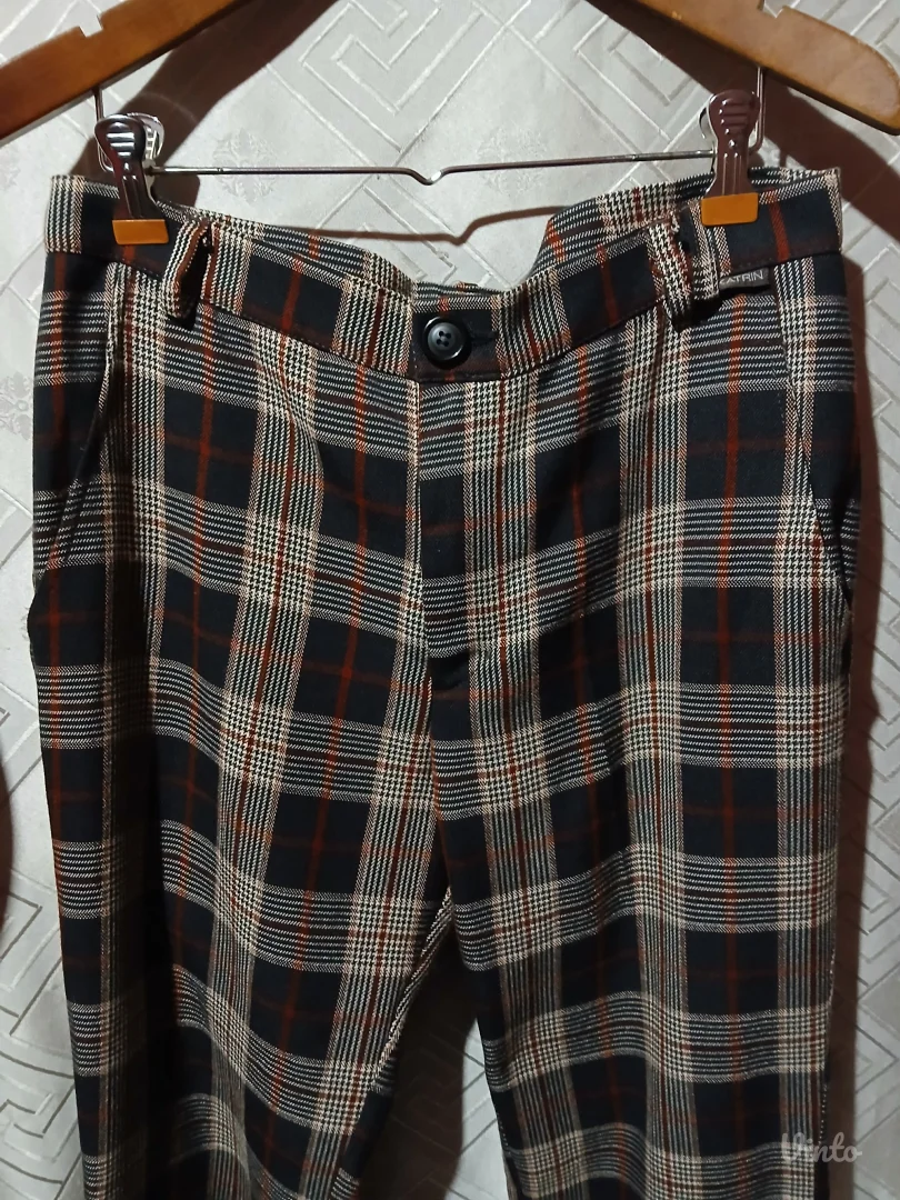 Katrin karirane pantalone M