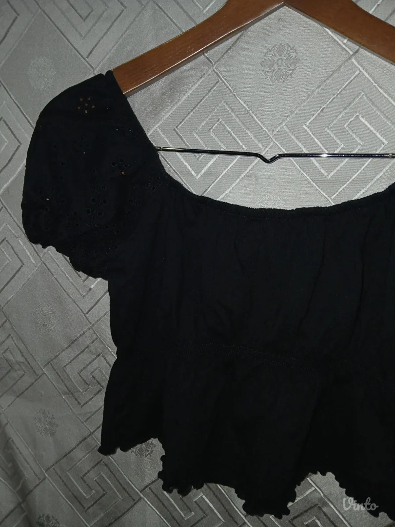 House brand crni Crop Top S