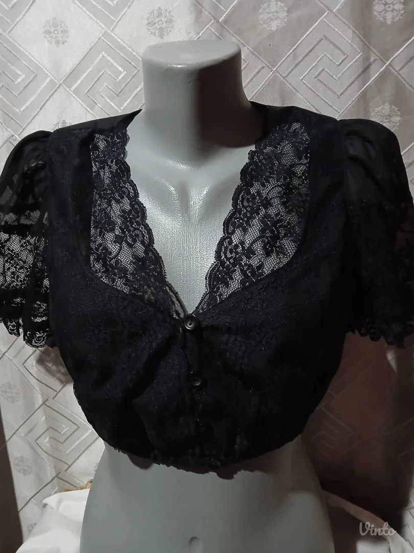 Goth crni crop top S