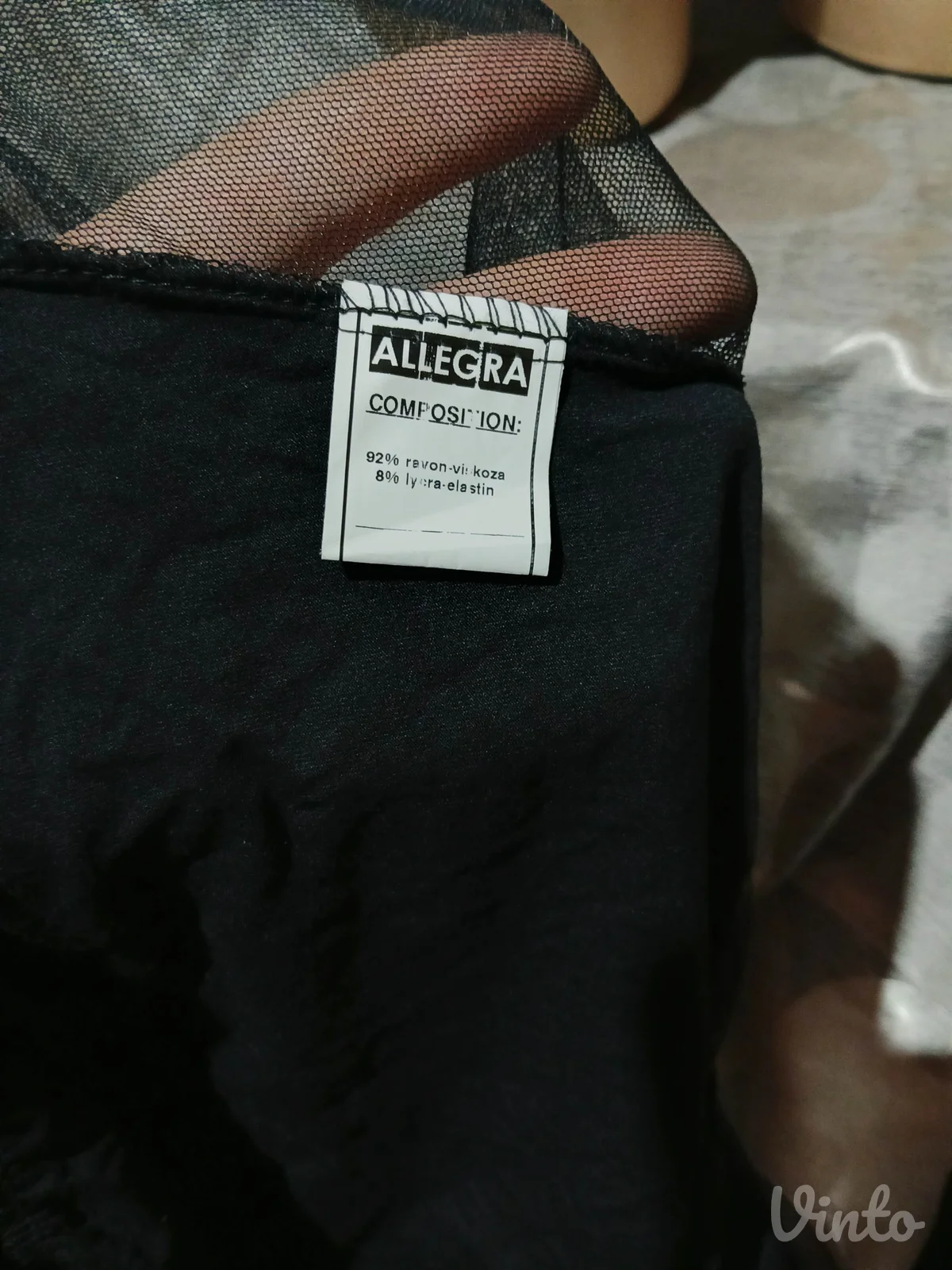 Crna bluza M/L Nekoriscena
