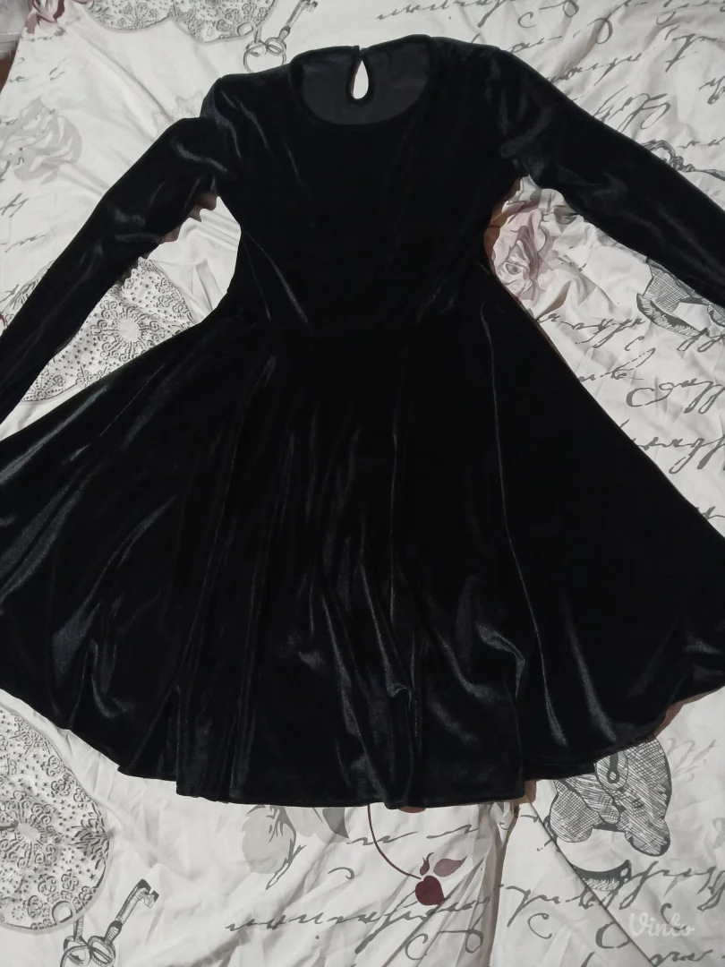 Goth Crna Plisana haljina M