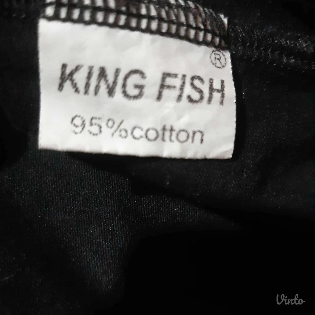 Majica sa natpisom M/L