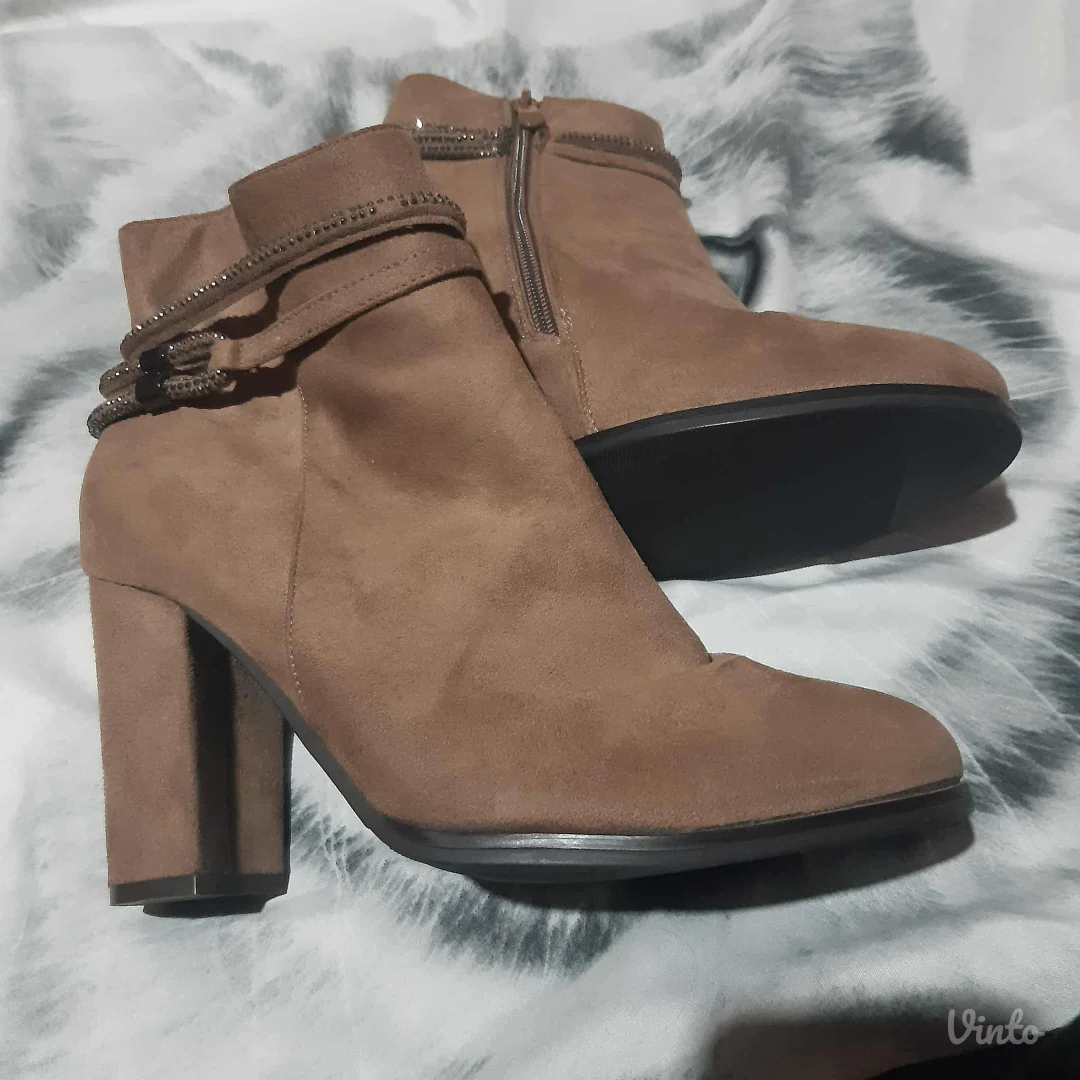 Opposite cizmice gleznjace 39