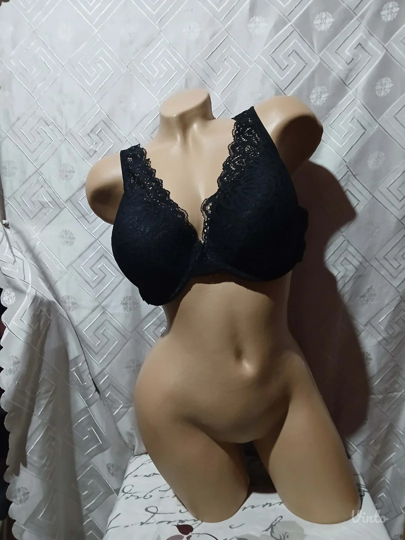 Lindex Crni Brus sa Cipkom 95B