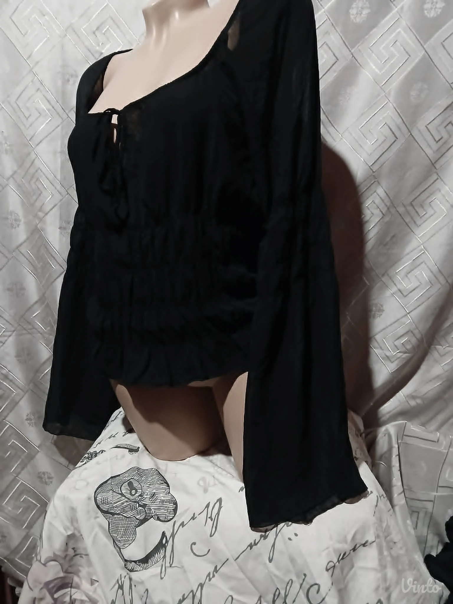 Crna Goth bluza od tila M/L