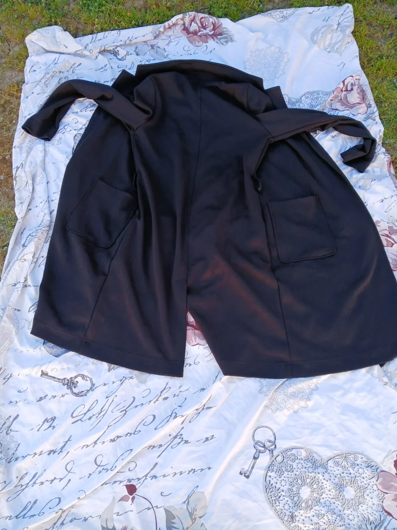 Amisu Crni Kardigan/Mantil M