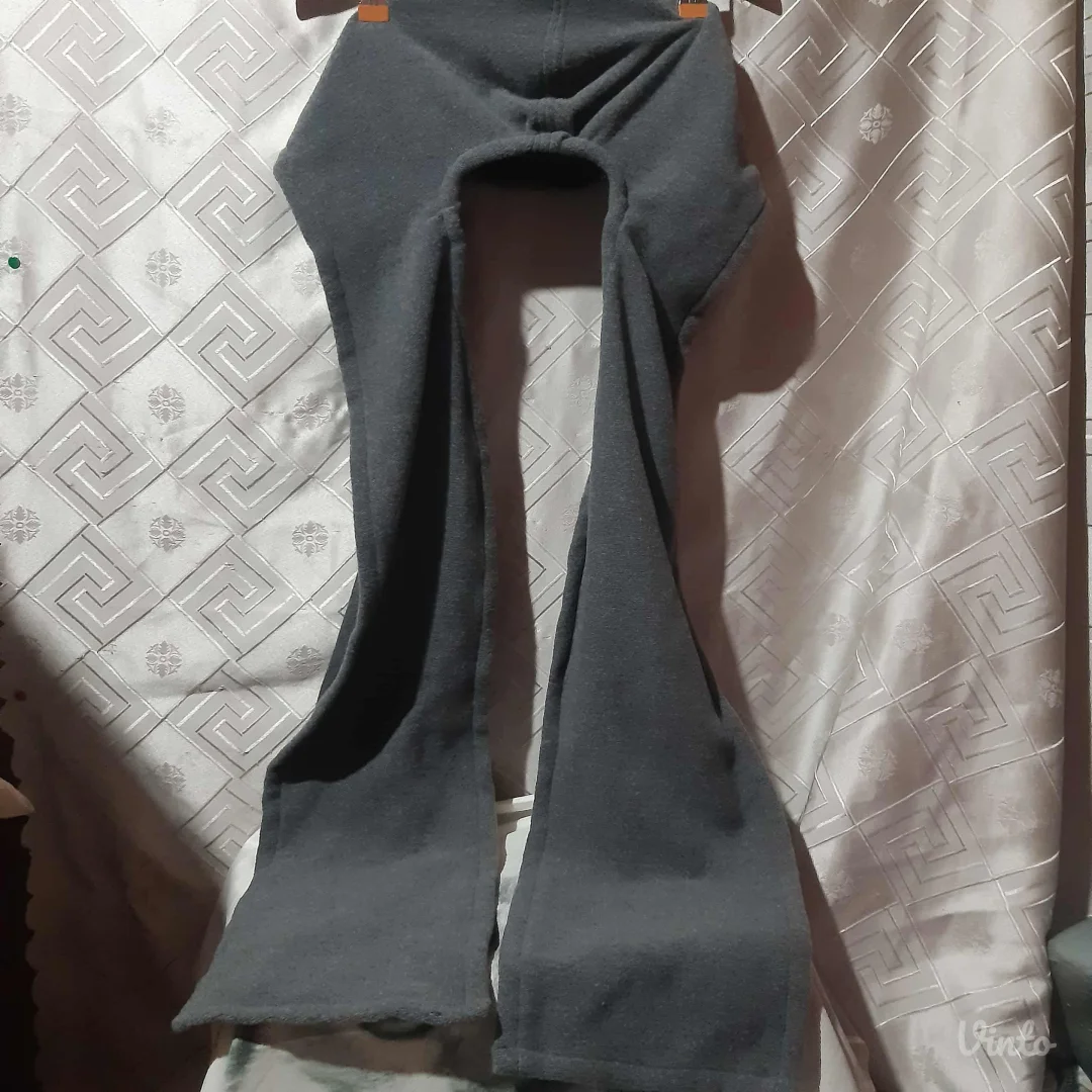 Topla kapa sa salom 2u1