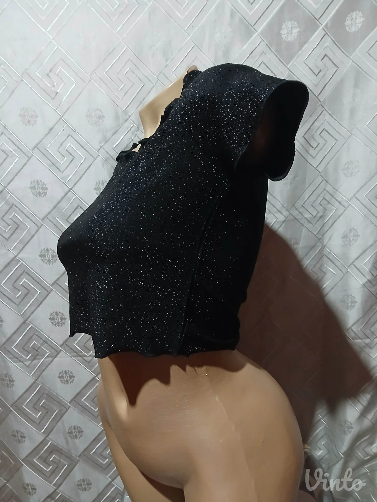Crop top sa srebrnim sjajem S/M