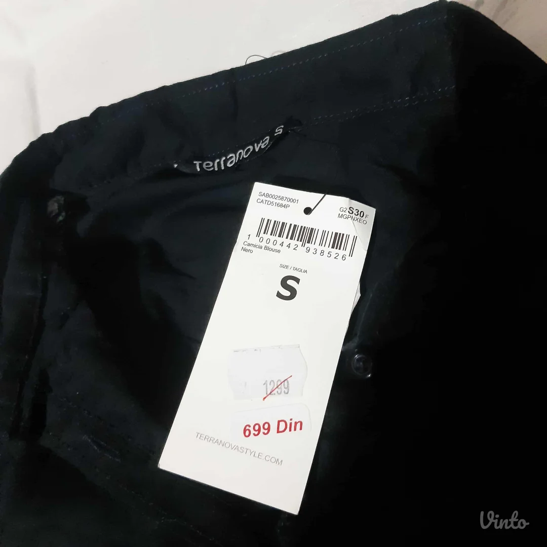 Goth crne dokolenice i Kosulja S Novo