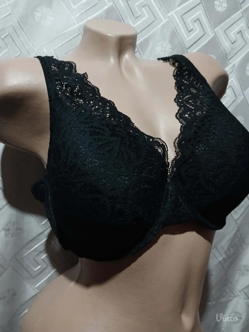 Lindex Crni Brus sa Cipkom 95B