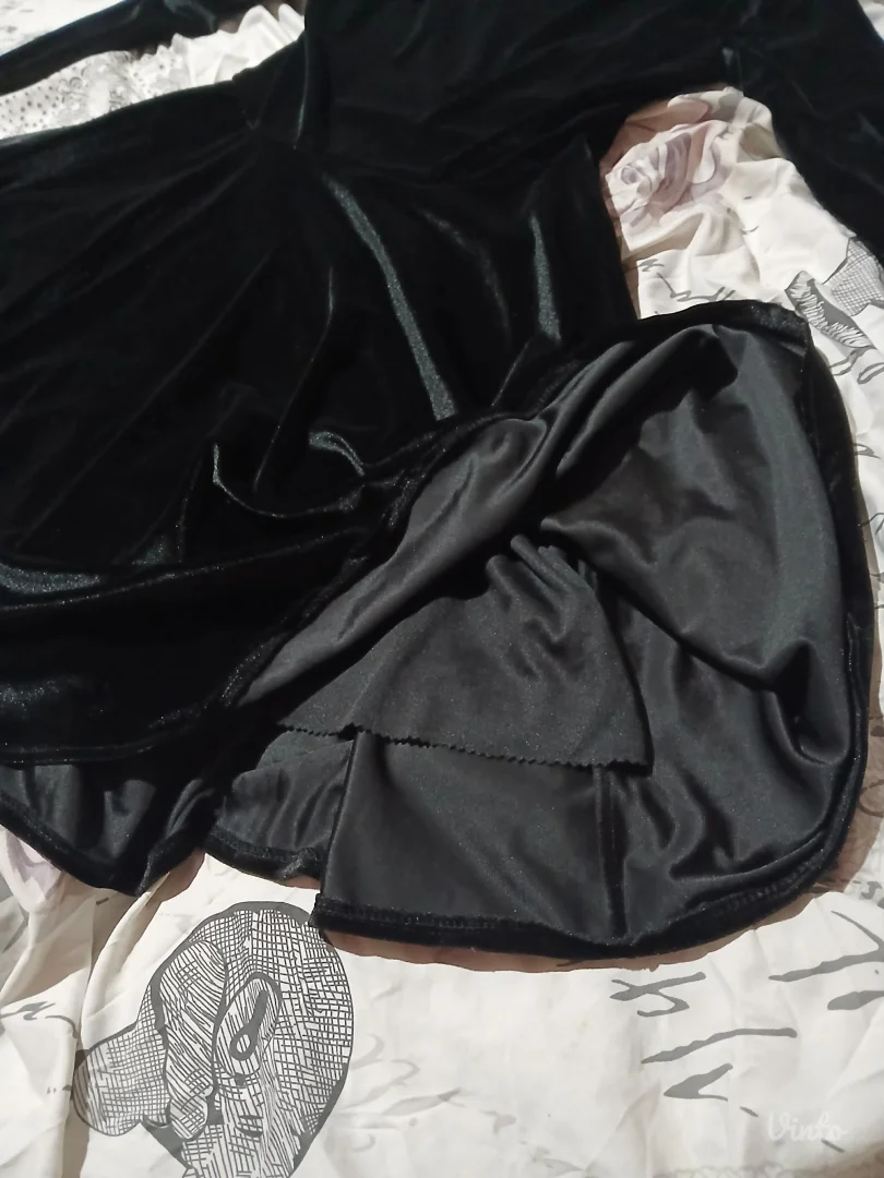 Goth Crna Plisana haljina M