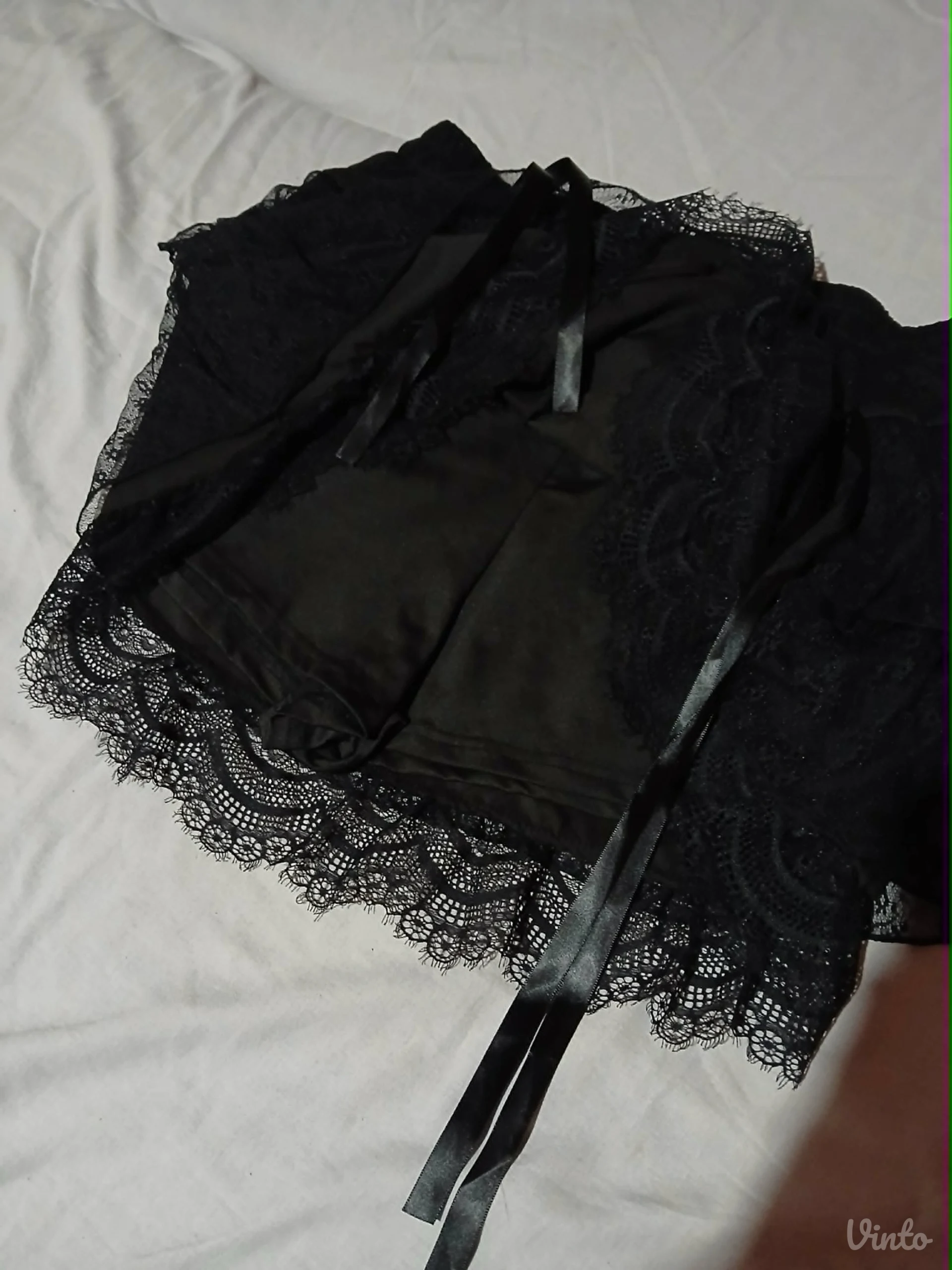 Goth crna cipkasta suknja/sorts M/L