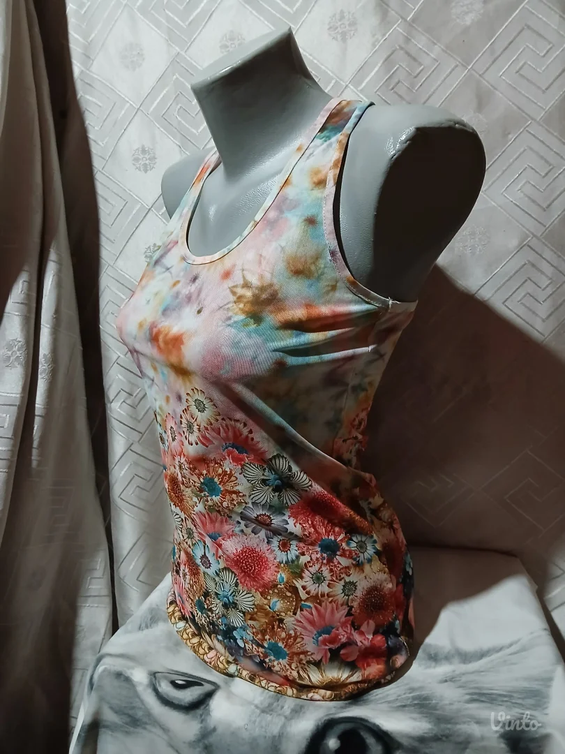 Mrezasta floral sarena majica S/M