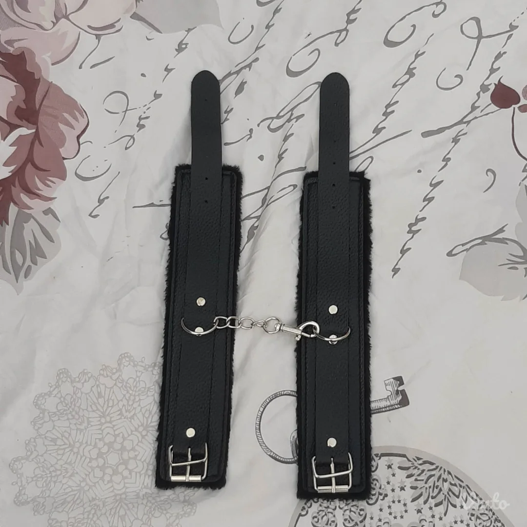 NovI vezovi za ruke Fetish