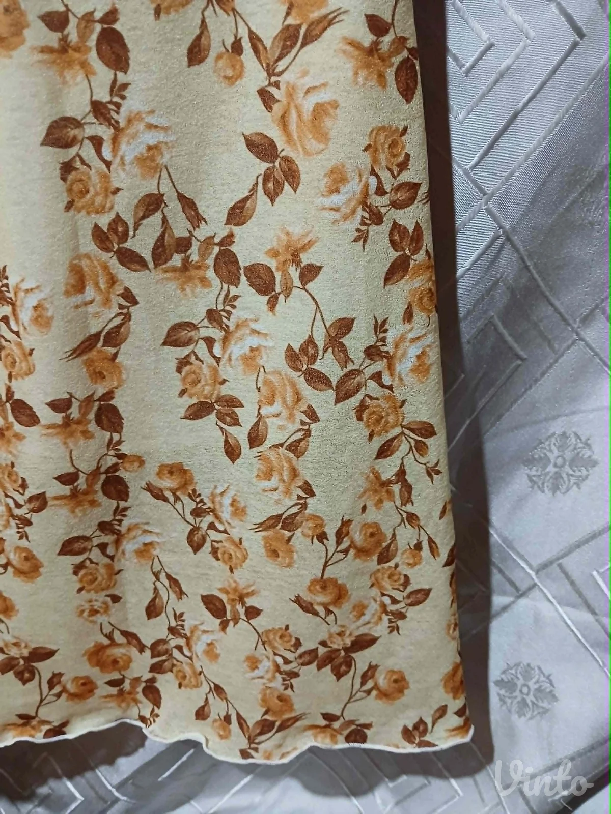 Retro suknja ruze print S