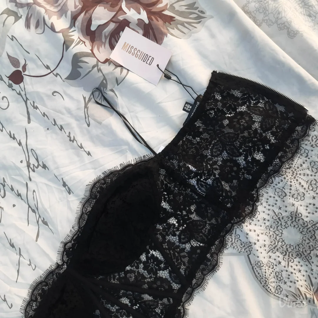 Missguided Sexy Crni Korset Top od Cipke XL Novo sa Ett.