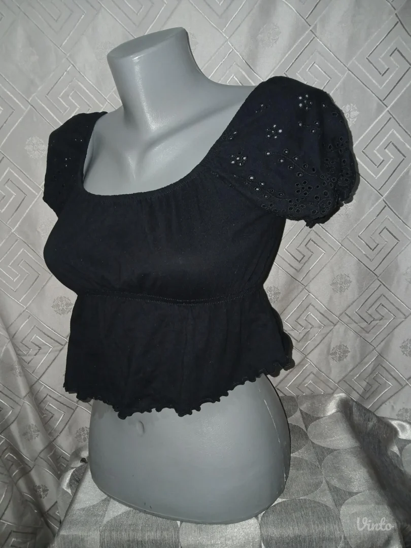 House brand crni Crop Top S