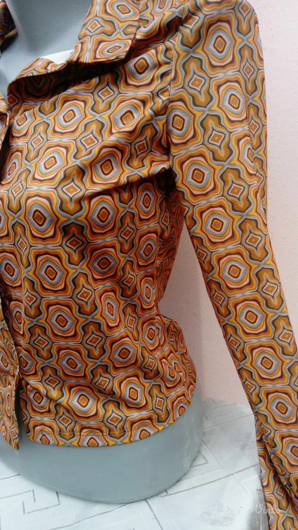 Pull and Bear Retro kosulja S