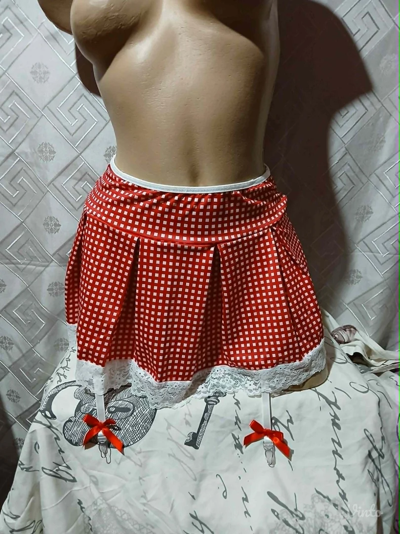 Sexy karirana suknjica sa cipkom i dva haltera S