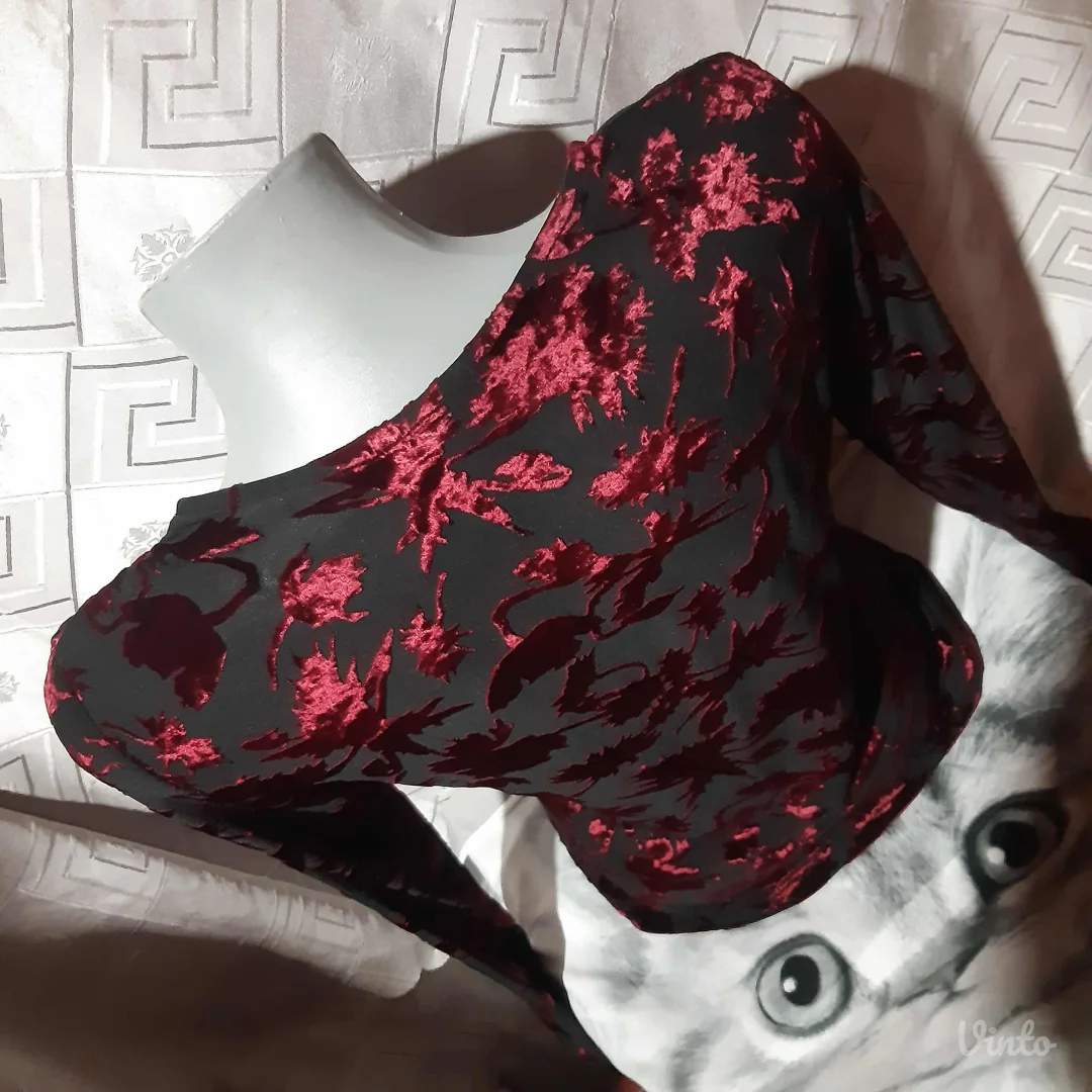 St. Michael by Marks & Spencer Bluza sa plisanim printom L