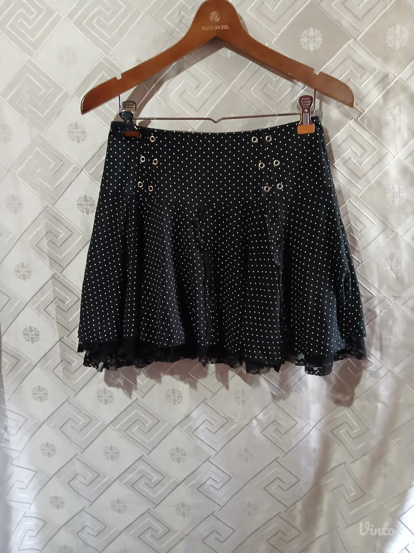 Mini suknja na tufnice S/M