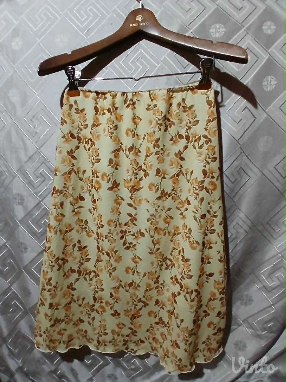 Retro suknja ruze print S