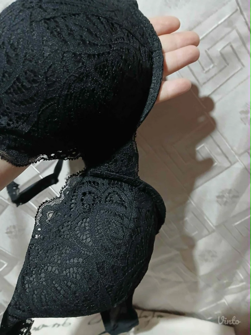 Lindex Crni Brus sa Cipkom 95B