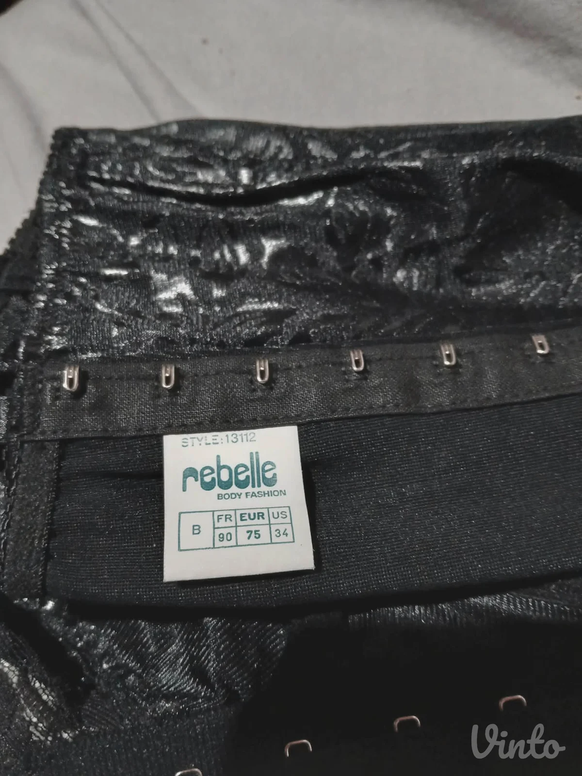 Rebelle Korset ves sa halterima 75B