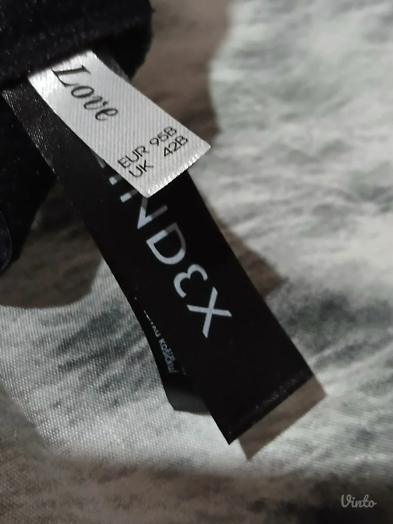 Lindex Crni Brus sa Cipkom 95B