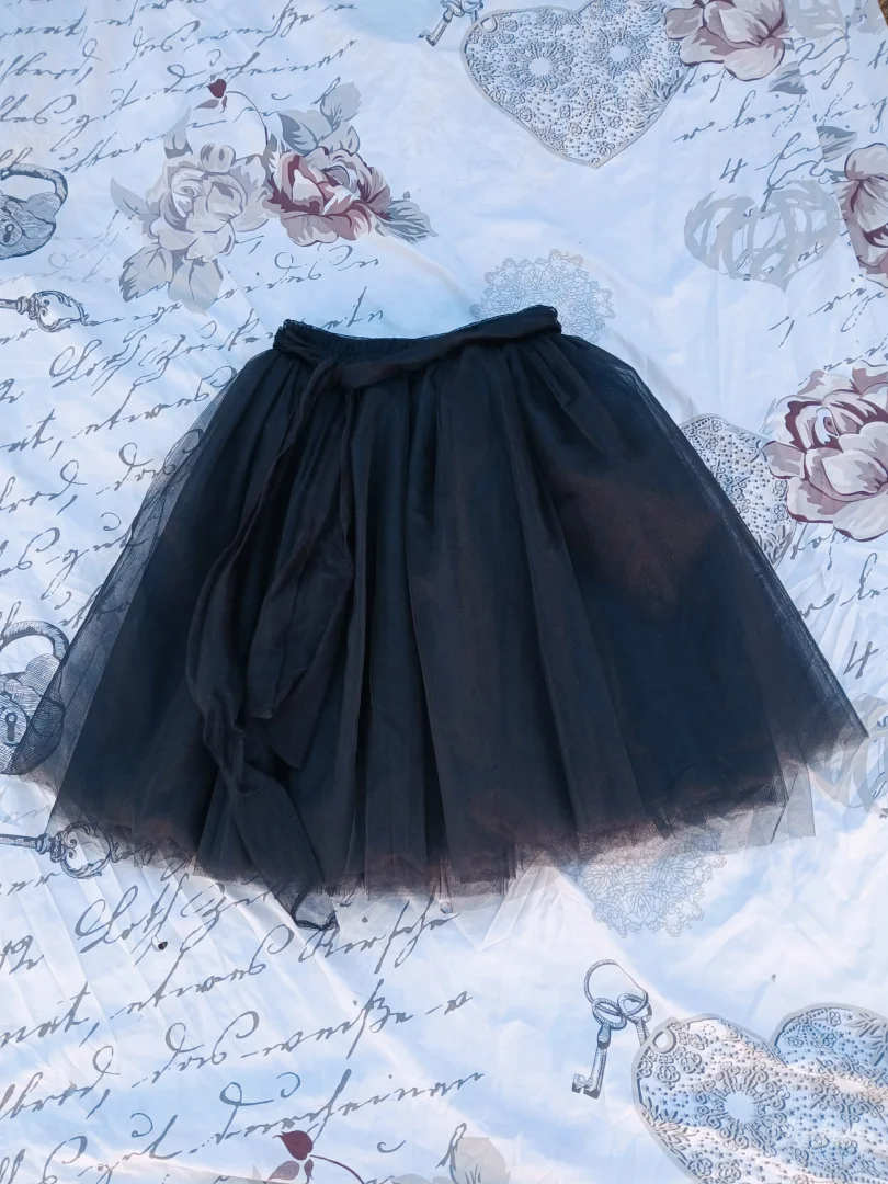 Goth Crna pufnasta suknja til mrezica S/M