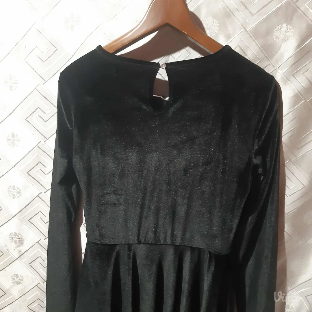 Goth Crna Plisana haljina M