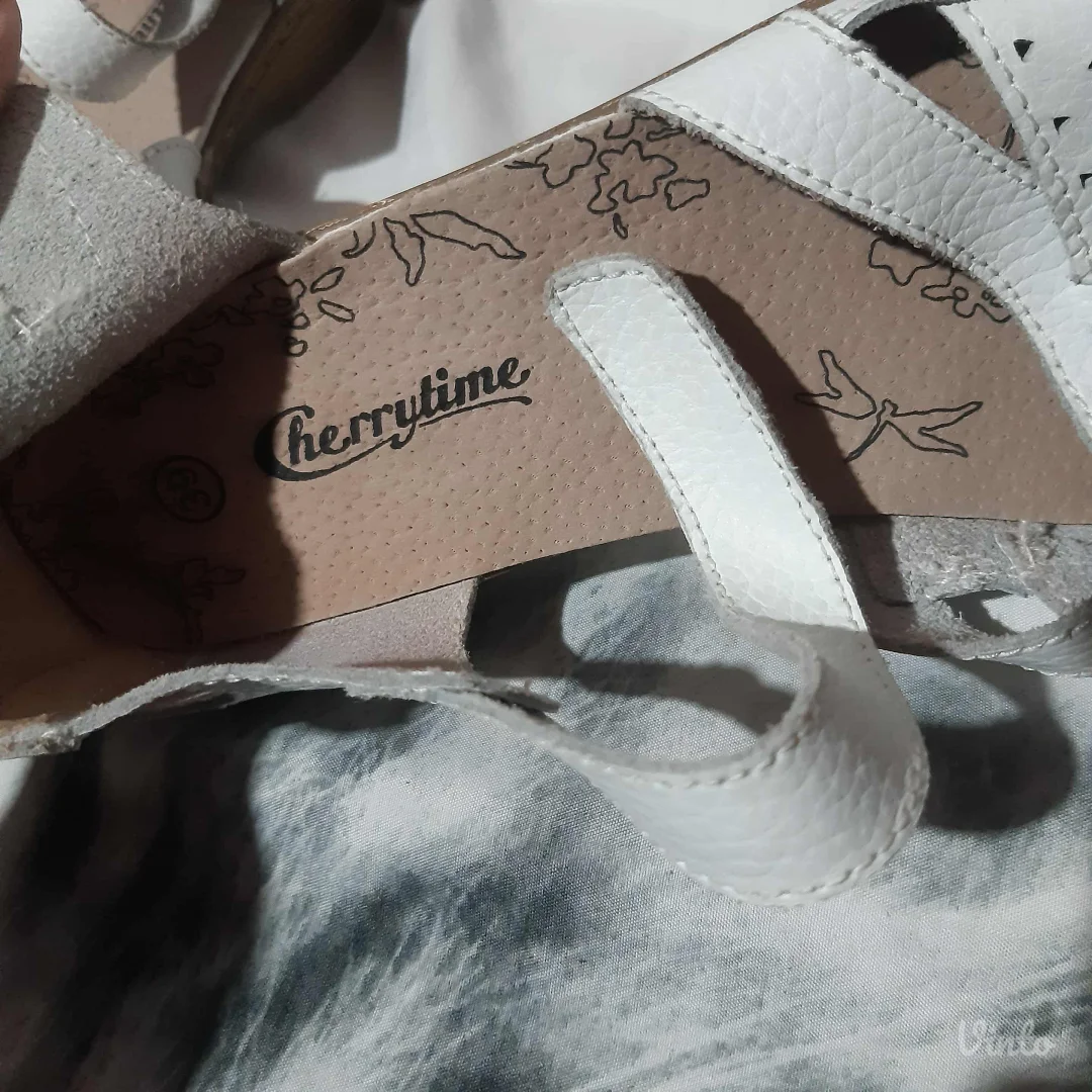 Bele Cipele/Sandale 39