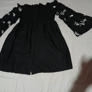 Crna tunika/kosulja sa vezom Plus Size