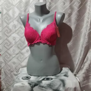 Roze Cipkasti brus 75B Novo sa ett.