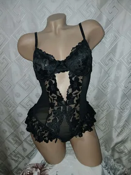 Sexy cipkasti crni bodi M