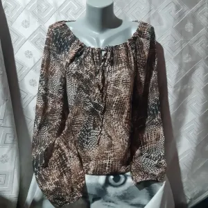 Amisu snake print providna bluza S