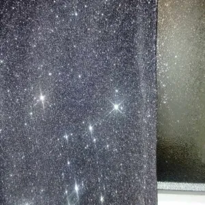 Mini suknja koja sija S/M